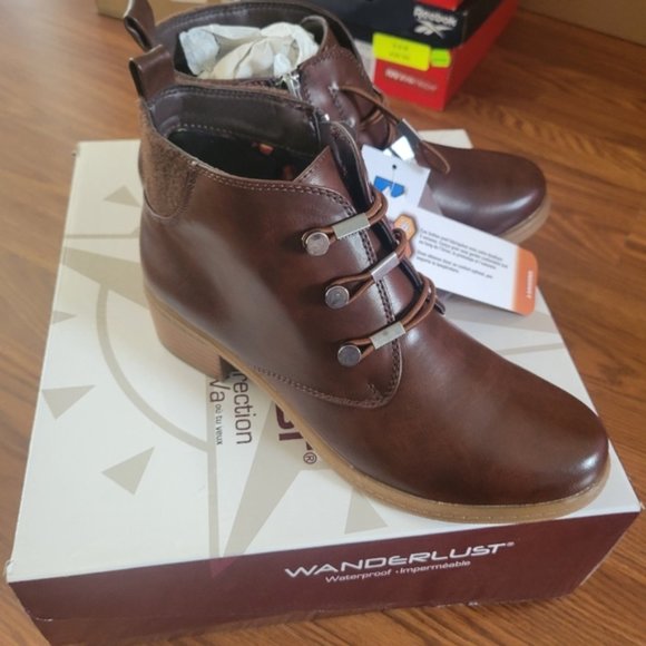 Wonderlust Ada ankle boots - Picture 3 of 5